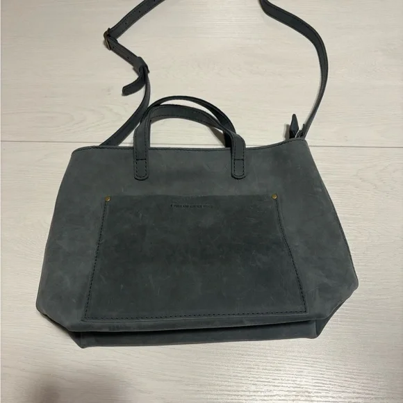 Portland leather goods Storm Medium Crossbody Tote - Picture 2 of 9